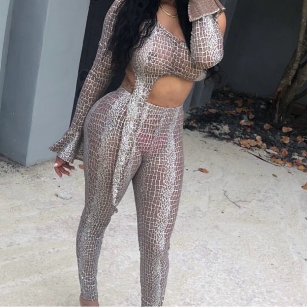 Elegant Gray Crocodile Print Jumpsuit